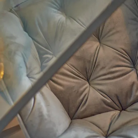 Velvet Apartment